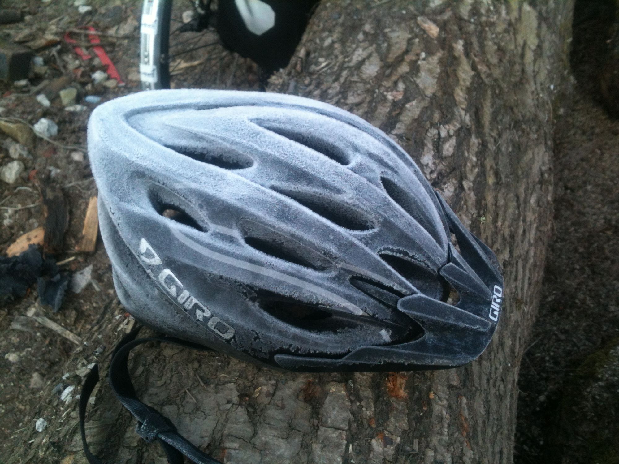 A frosted helmet in the morning before leaving Offshoots