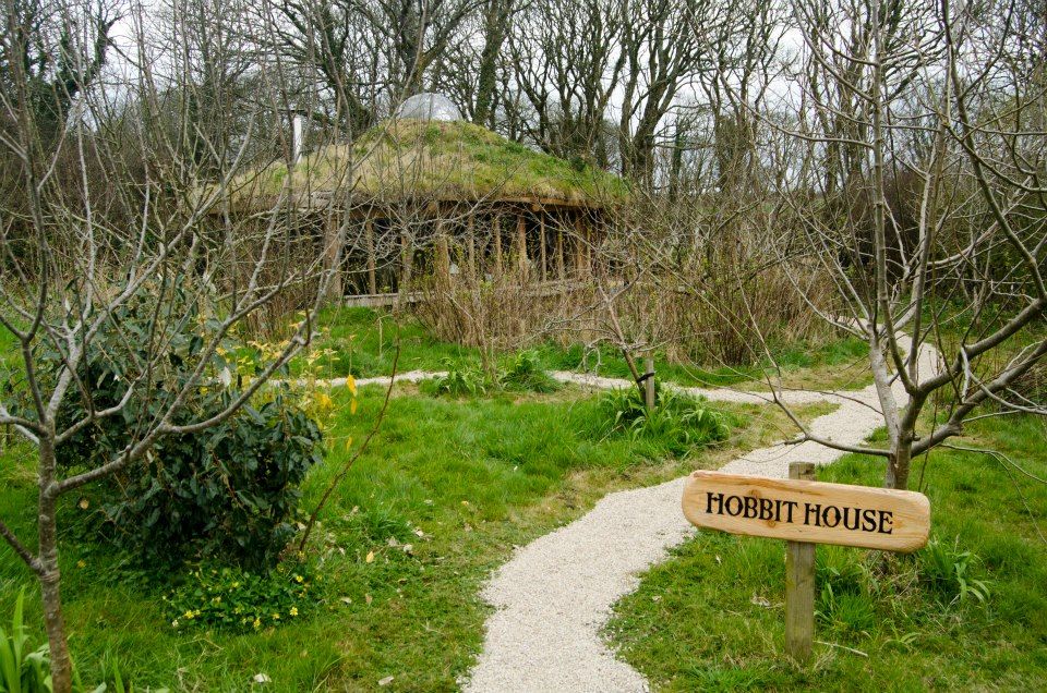 Plan it Earth Hobbit House